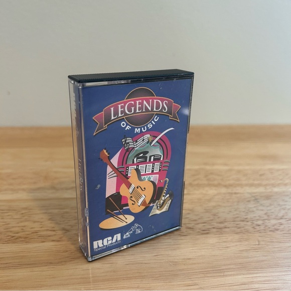 LEGENDS OF MUSIC Cassette Audio Tape Presley, Sinatra, Parton 1993 - Picture 1 of 4